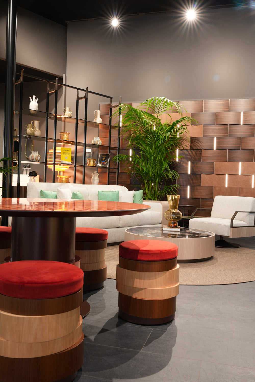 Dedalo Pouf by Bianchini Atelier, view 2