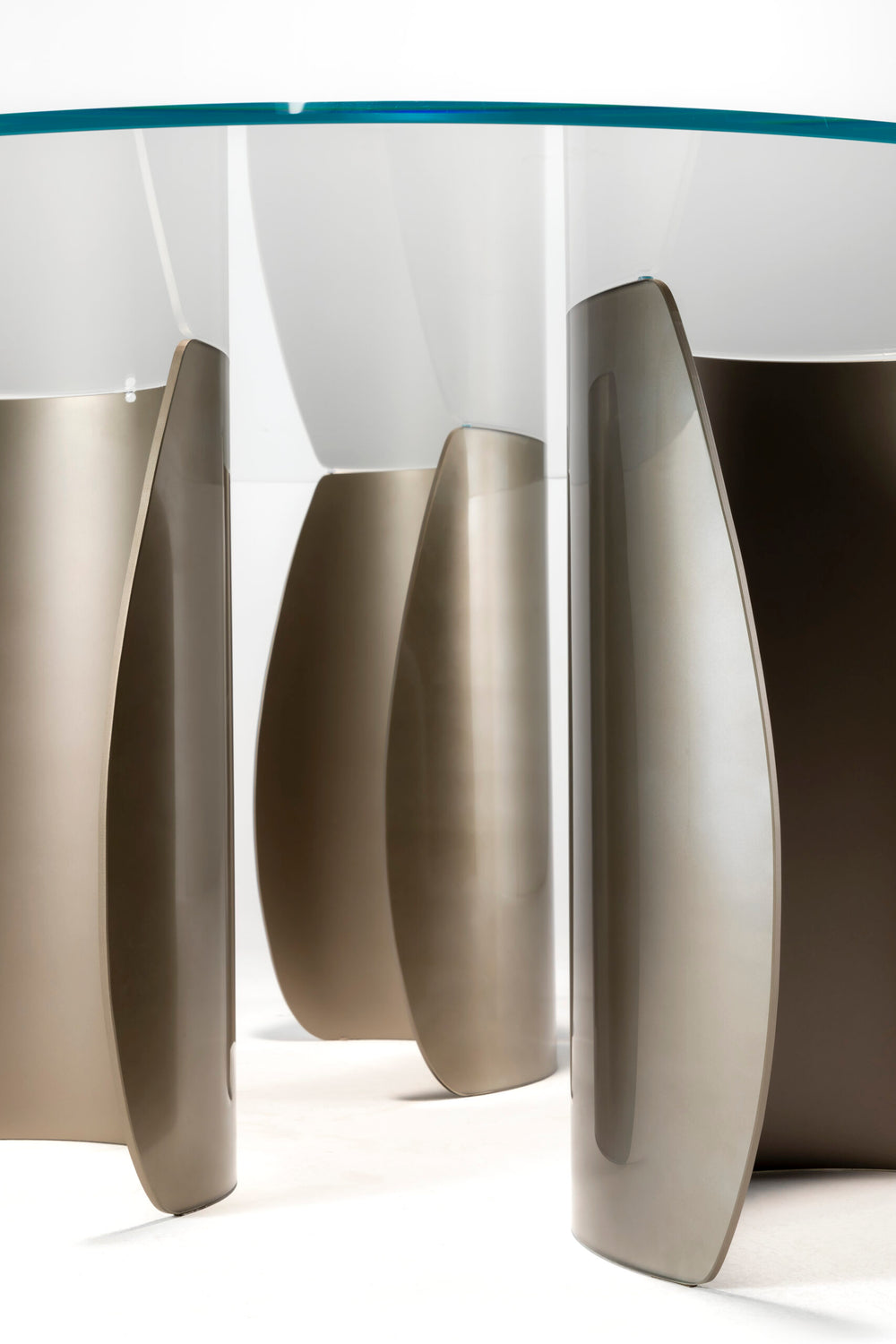 Petalo Dining Table by Reflex Angelo, view 2