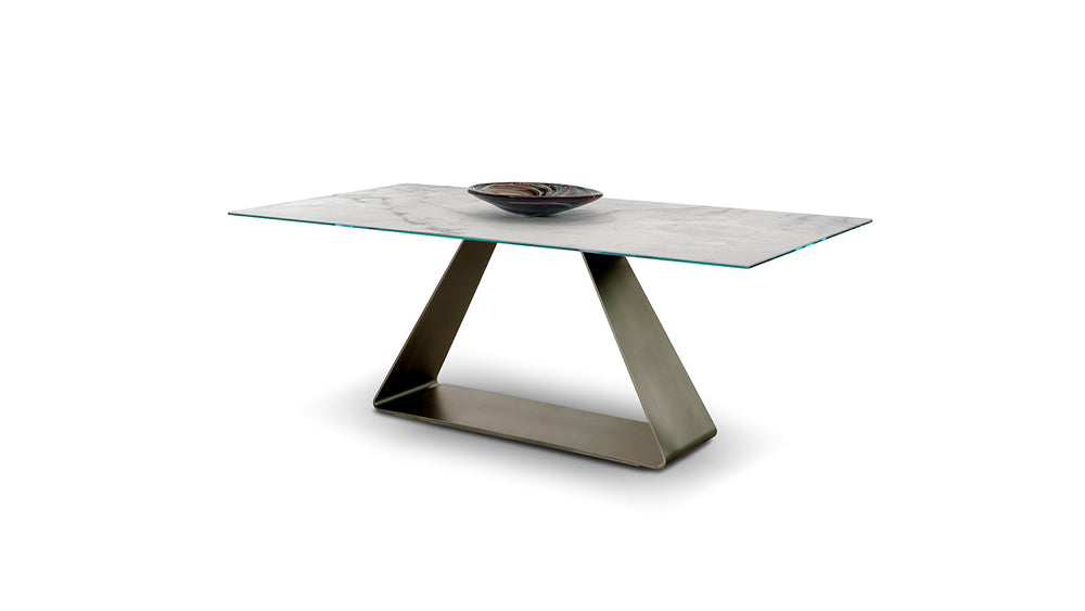 Oh Dining Table by Reflex Angelo