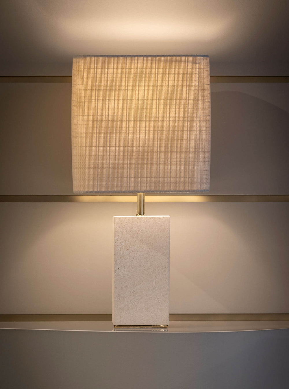 Tinta lampe de table — vue 2