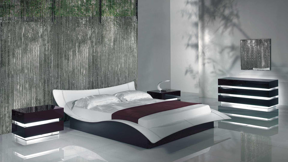 Butterfly Bed by Reflex Angelo, view 2