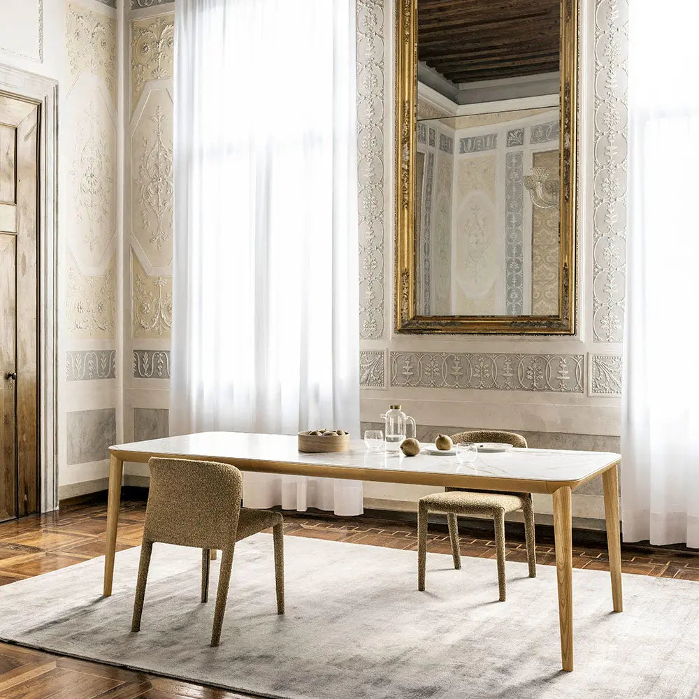 Adamo Table