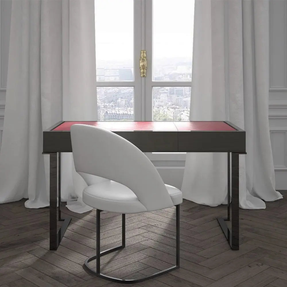 Paris Desk