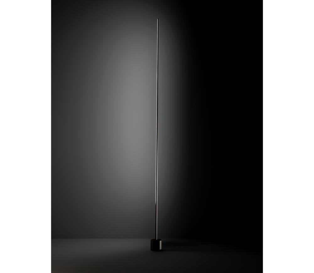 Essential Stelo Floor Lamp by Reflex Angelo, view 3