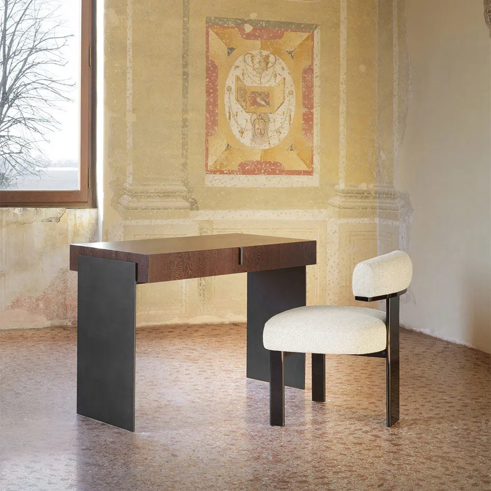 Gala Desk