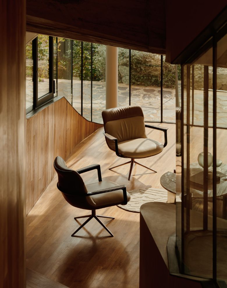 Spectre Armchair — 2