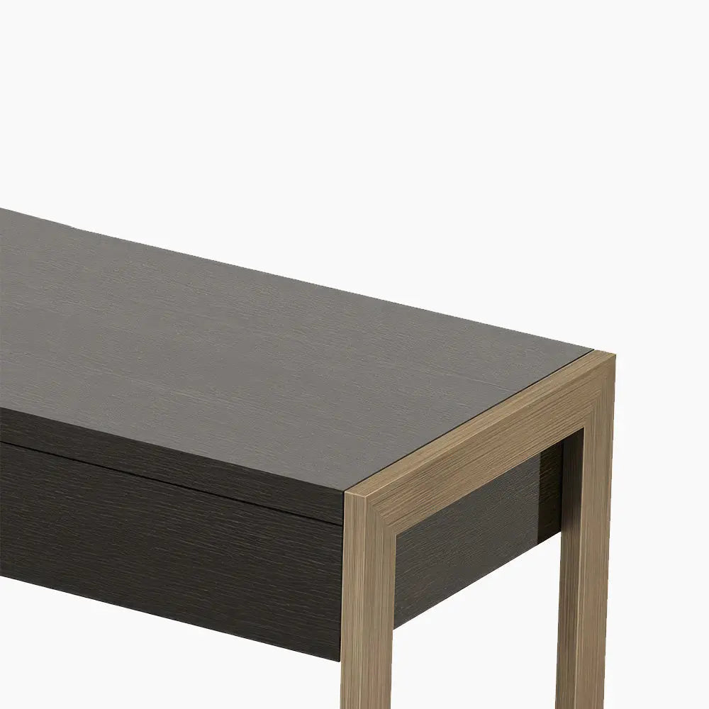 Manhattan Console