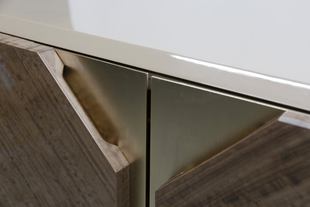 Brent Cabinet by Bianchini Atelier, Figured eucalyptus, view 3