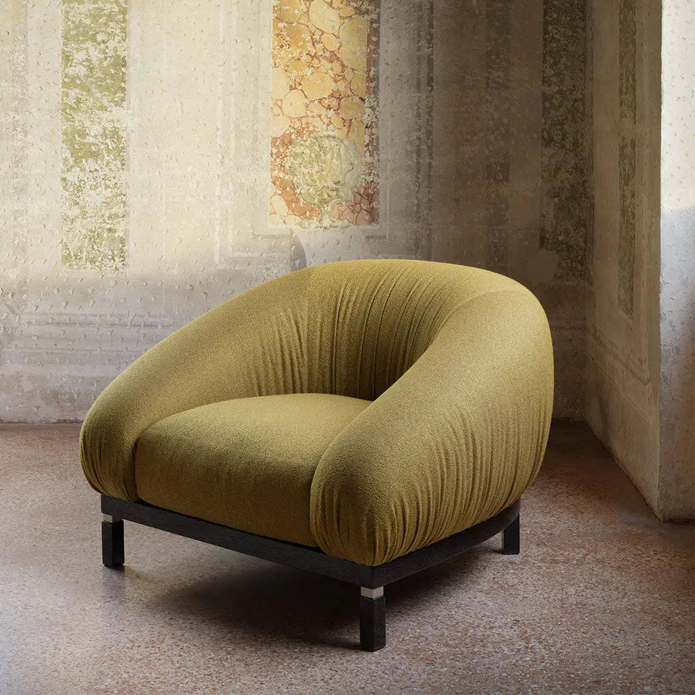 Vague Armchair