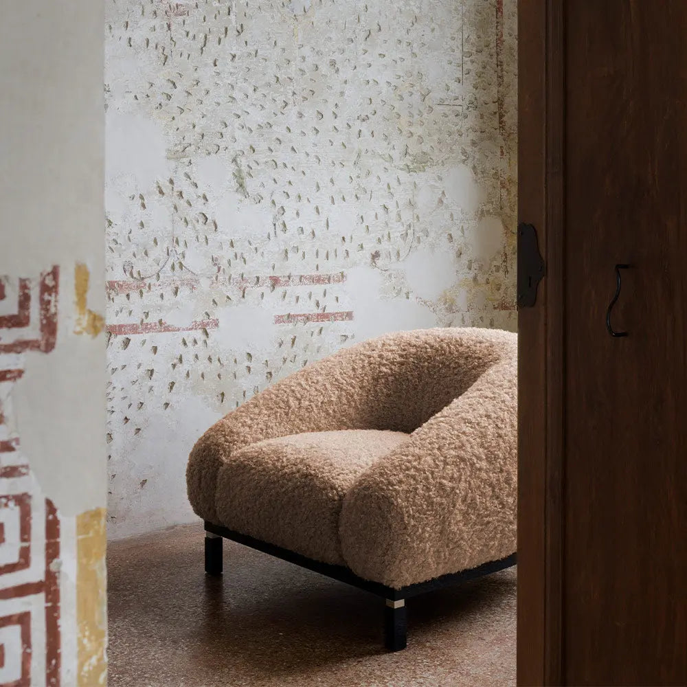 Vague Armchair