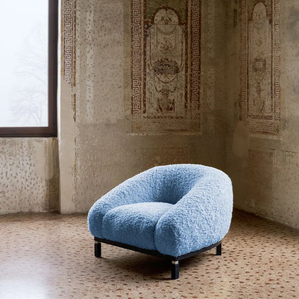 Vague Armchair
