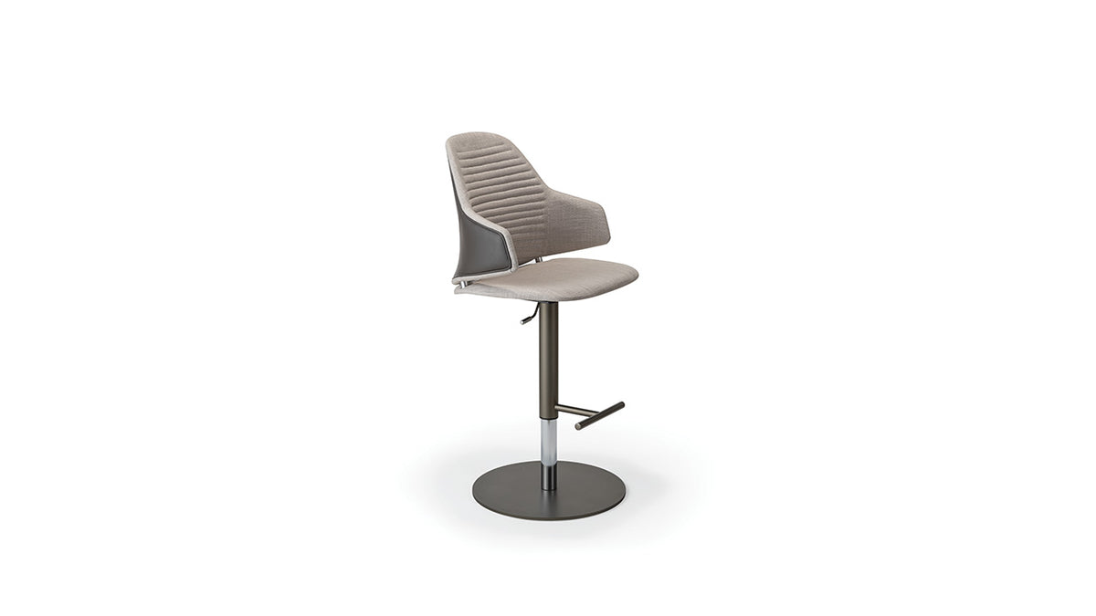 Vela Bar Stool by Reflex Angelo