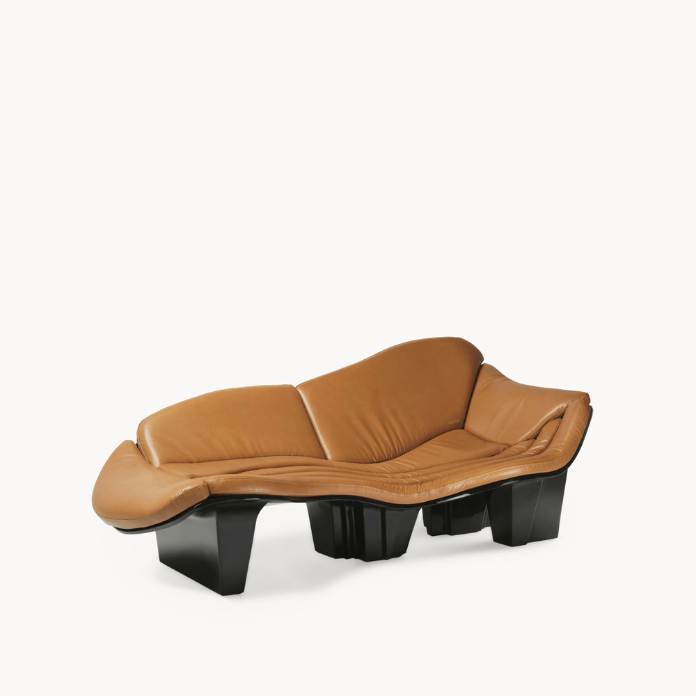 Visionnaire Blob — lacquered resin shell