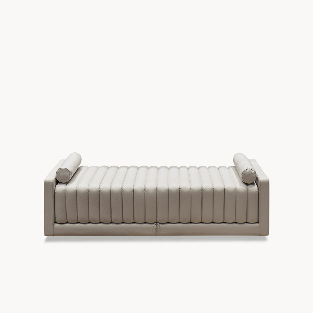 Leonardo Pouf — 1