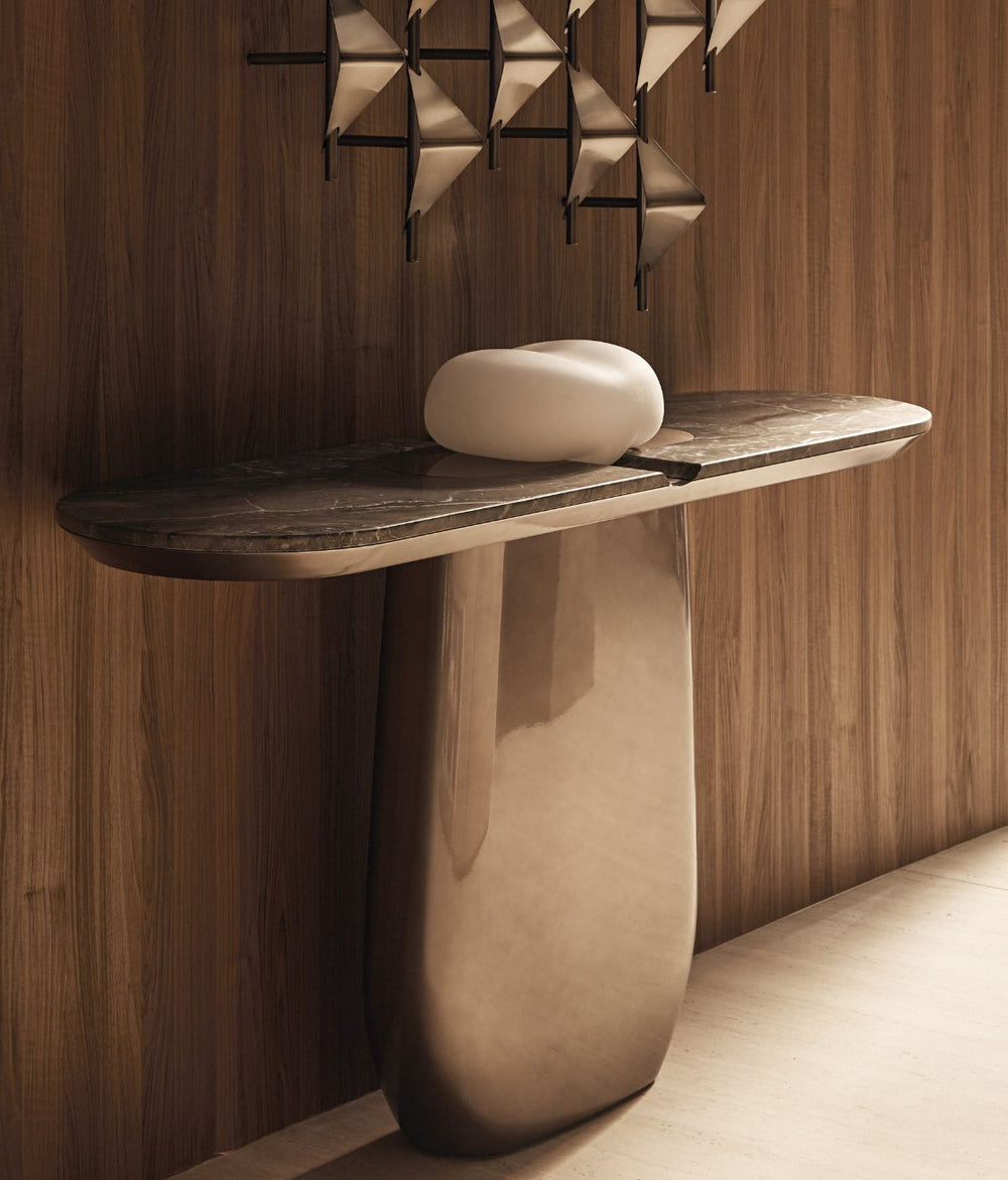 Nubia Console — 4