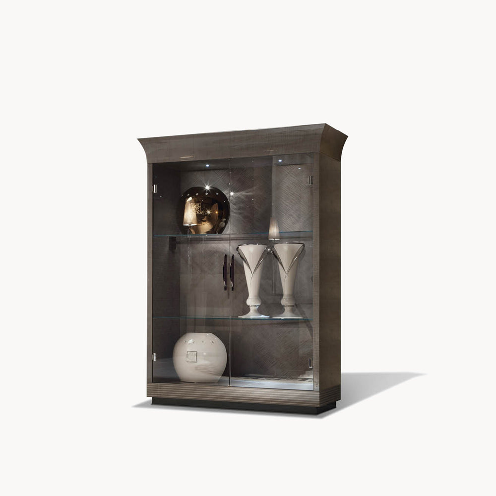 Alchemy Vetrine — front view