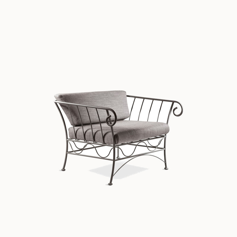 Bahamas New Armchair — front view