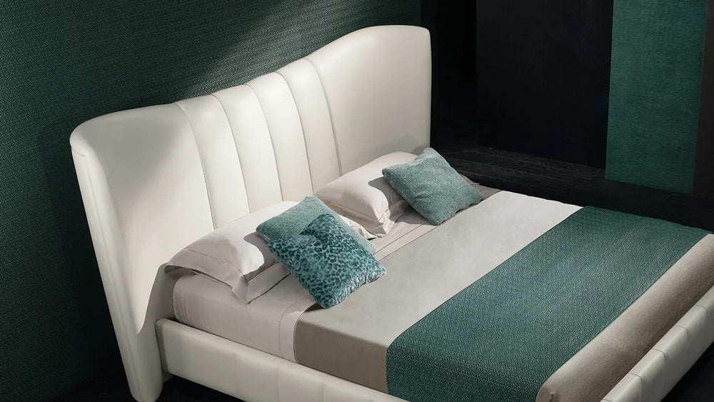 Fashion Affair Bed — view 4