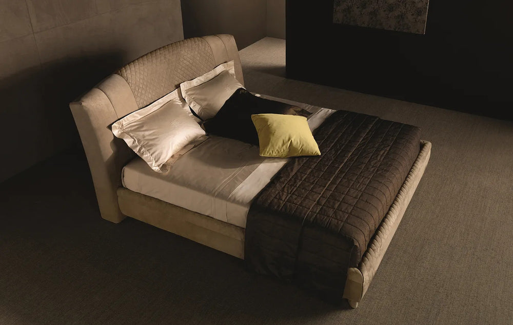 Red Carpet Bed — view 4