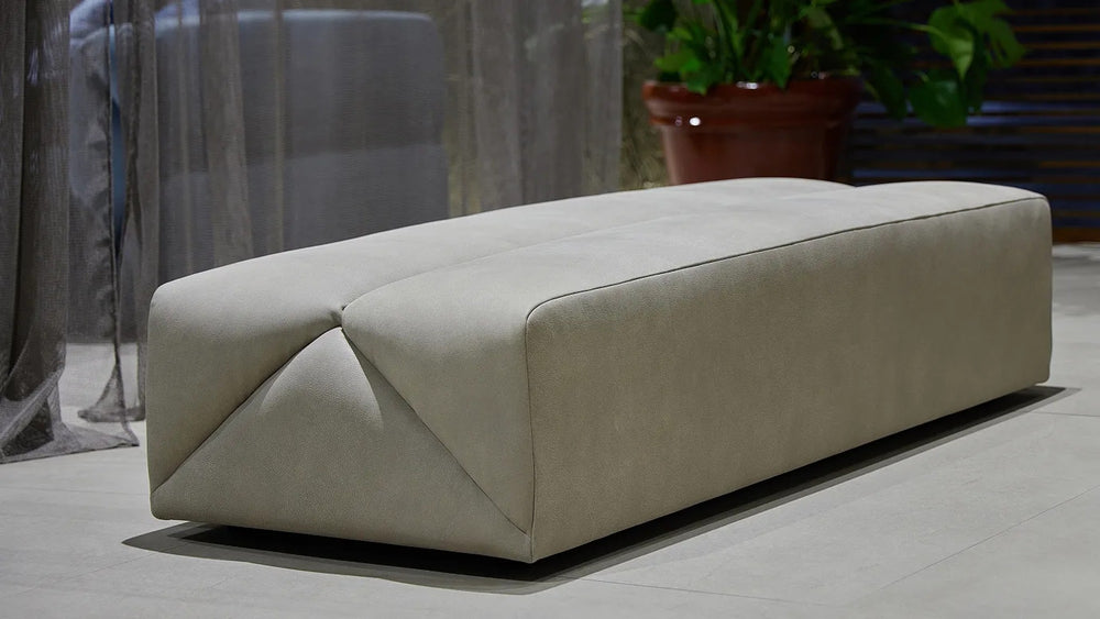Bench — view 3