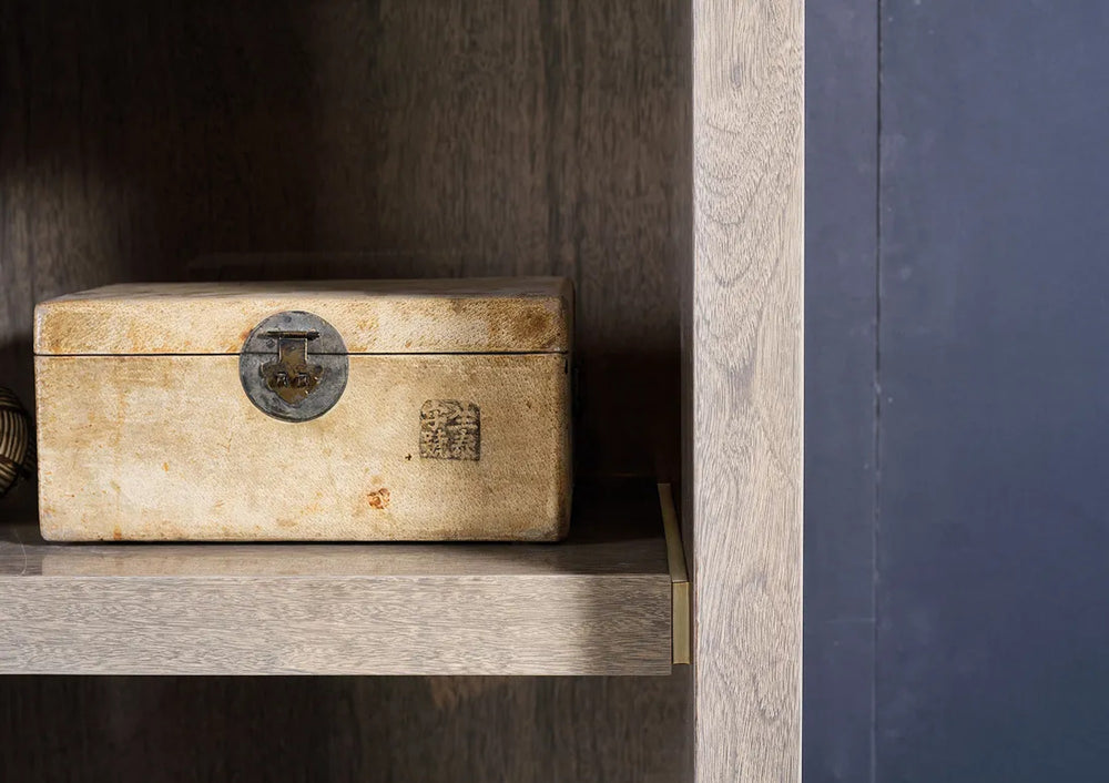 Bookcase — view 4