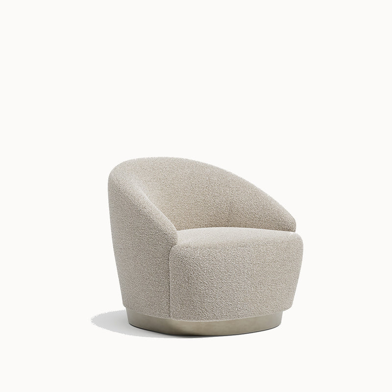 Brera .23 Armchair — front view