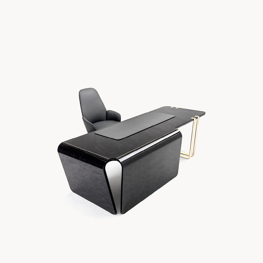 Charisma bureau — vue de face