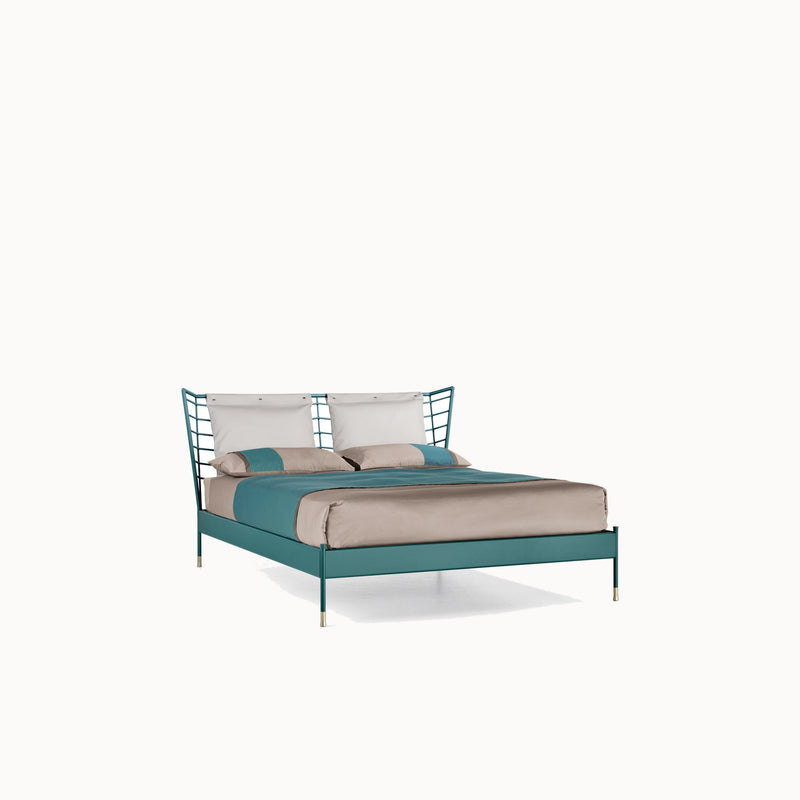 Countour Bed — front view