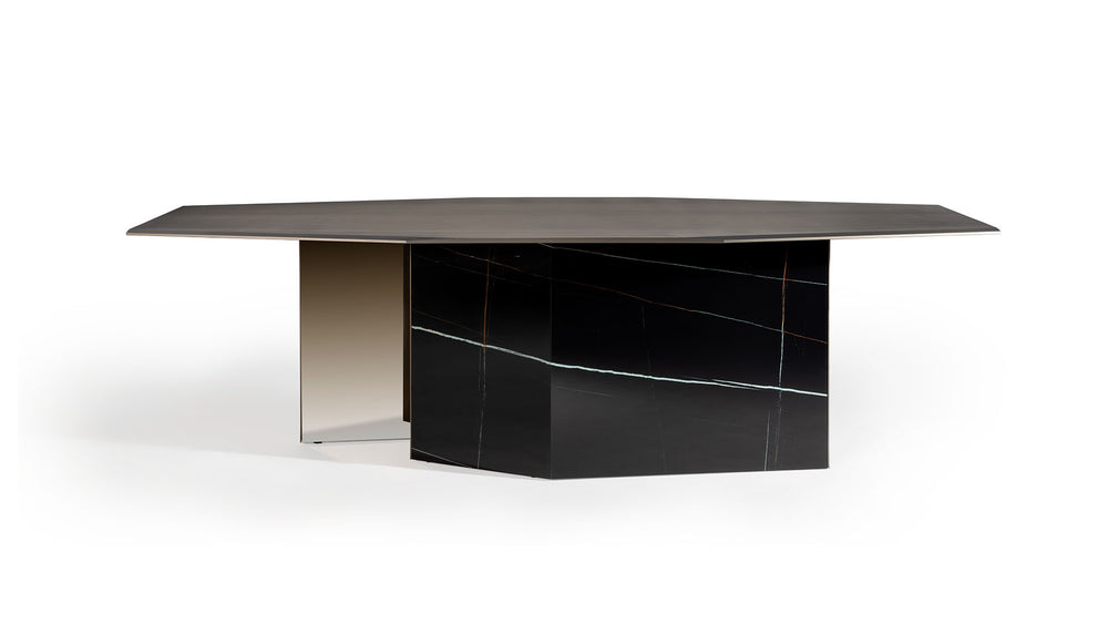 Cubitum Dining Table by Reflex Angelo