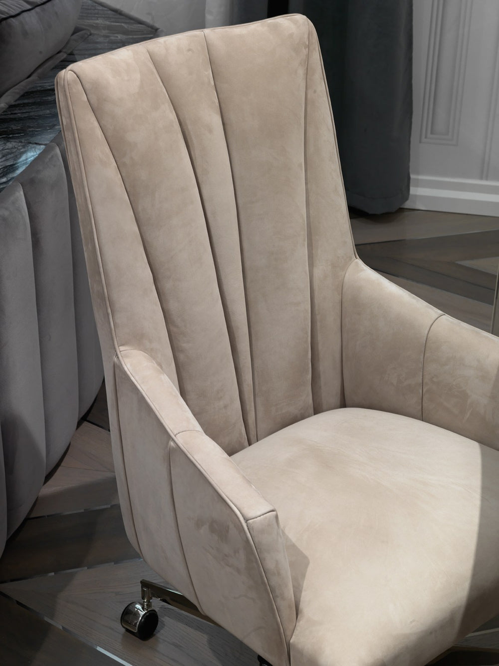 Ginsberg Office Chair — Visionnaire — 4