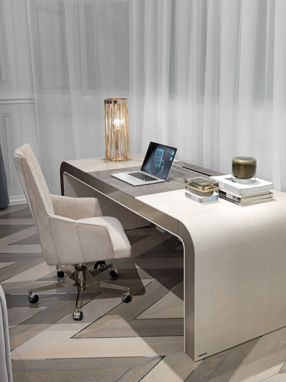 Ginsberg Office Chair — Visionnaire — 6