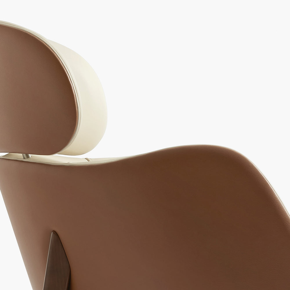 Dafne Armchair — view 2