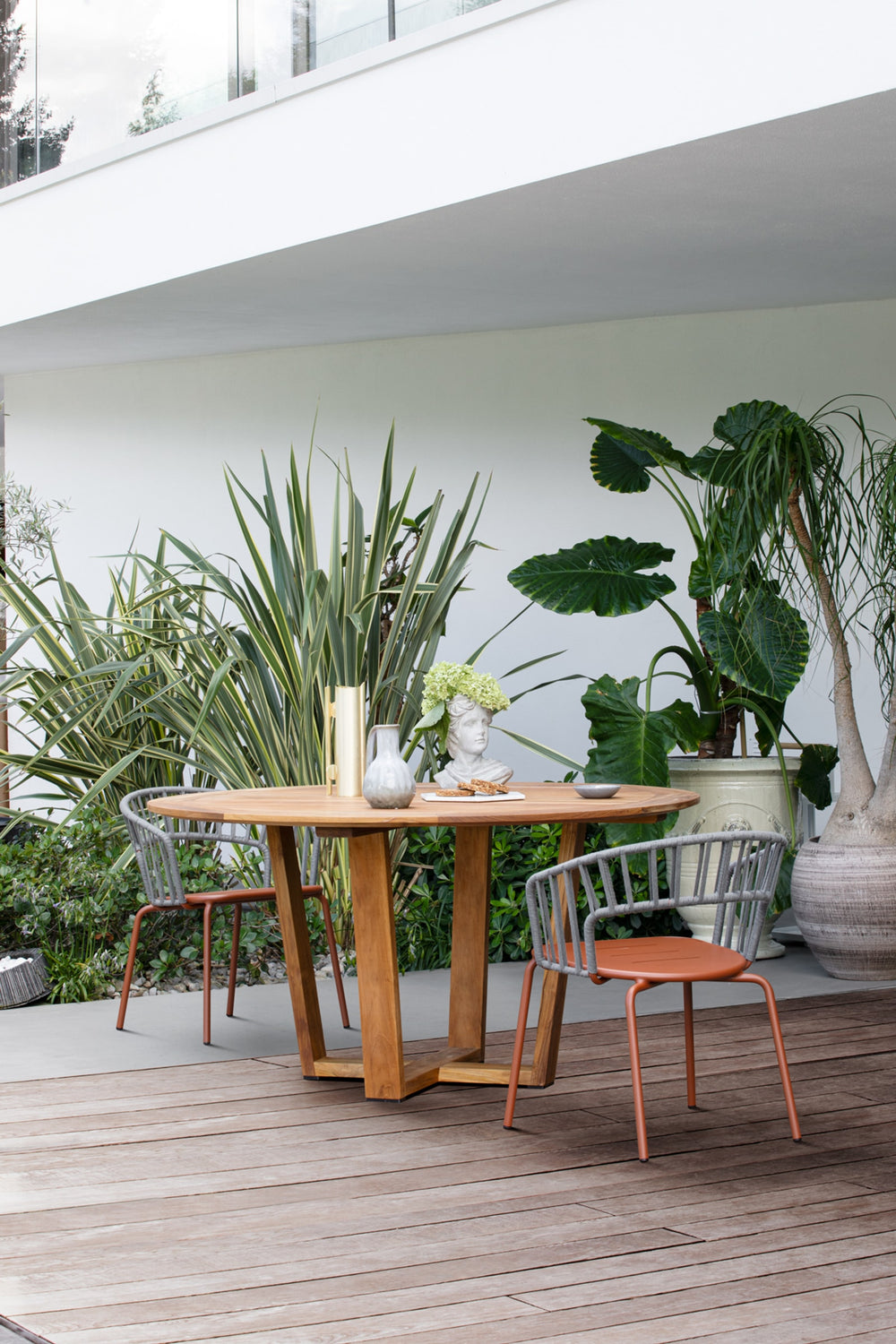 Desert Round Dining Table — view 7