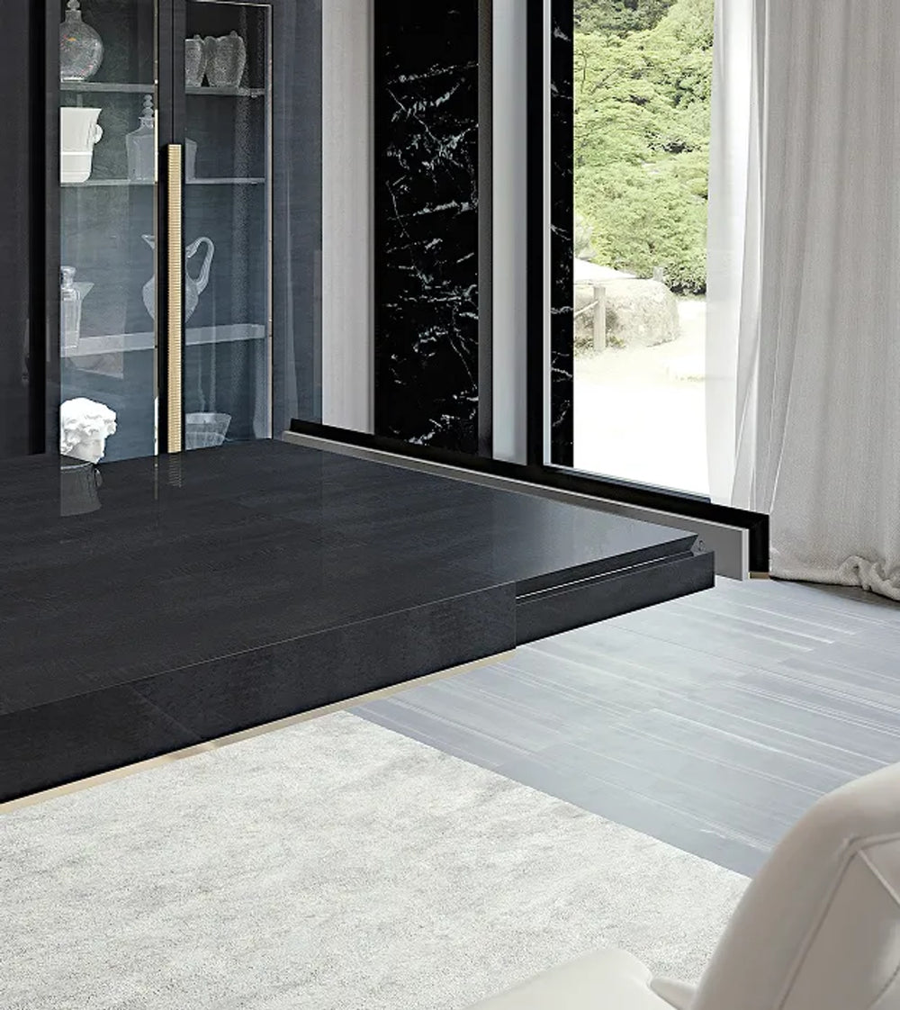 Dining Table — view 4