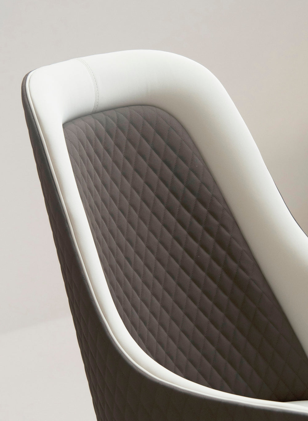 Diva Office XL Armchair — view 2