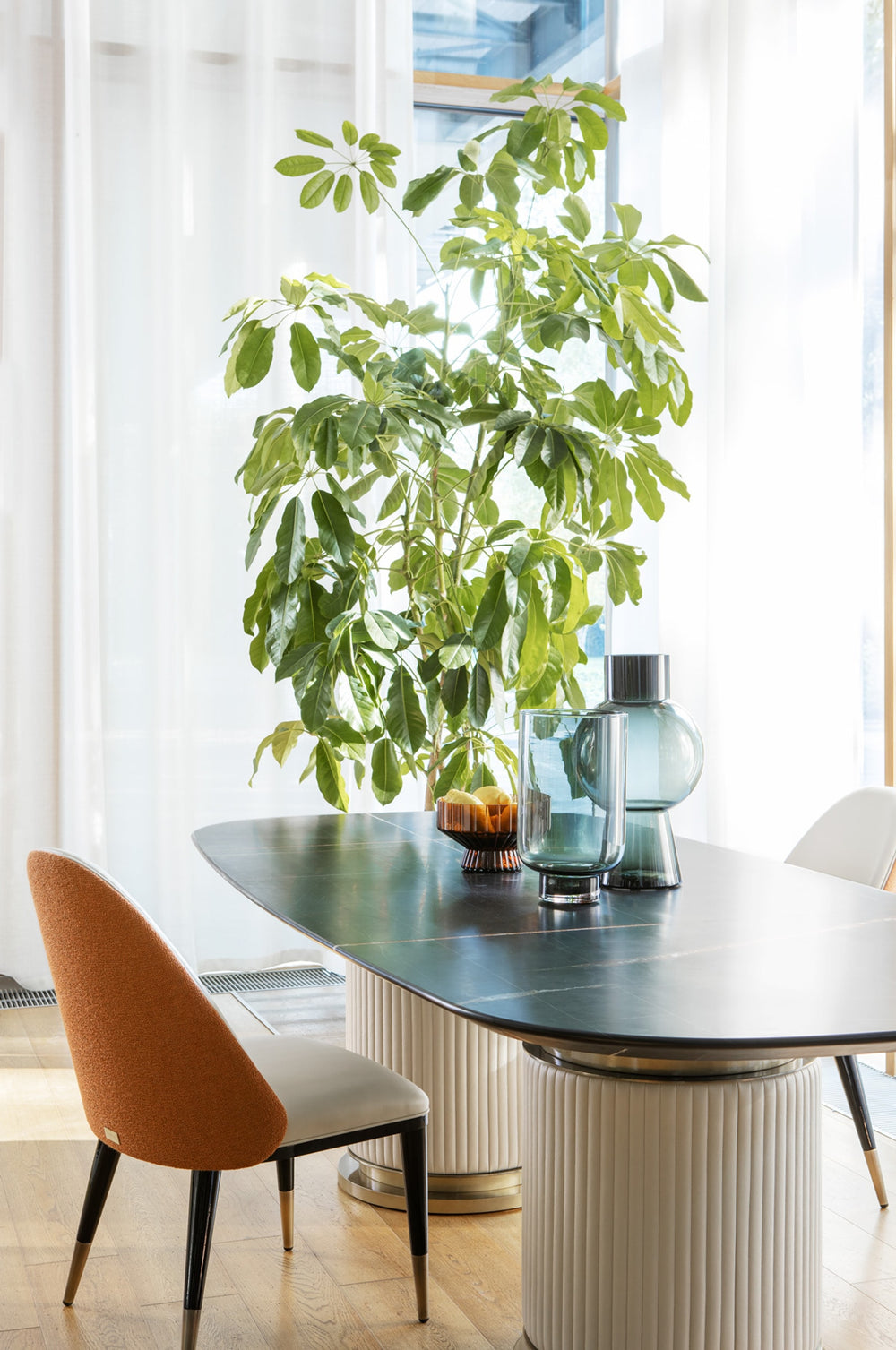 Diva Sb Chair — view 3