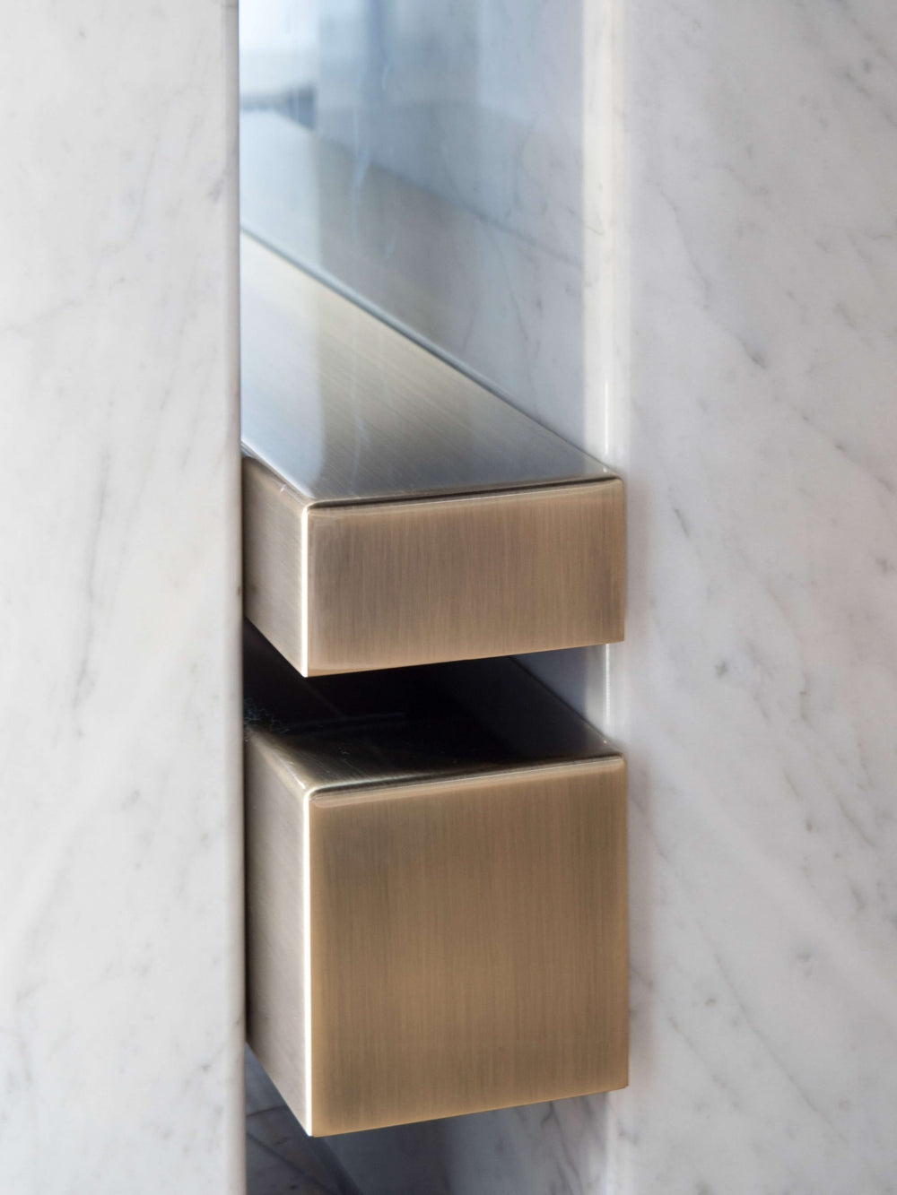 Ercole Oval Dining Table — view 11