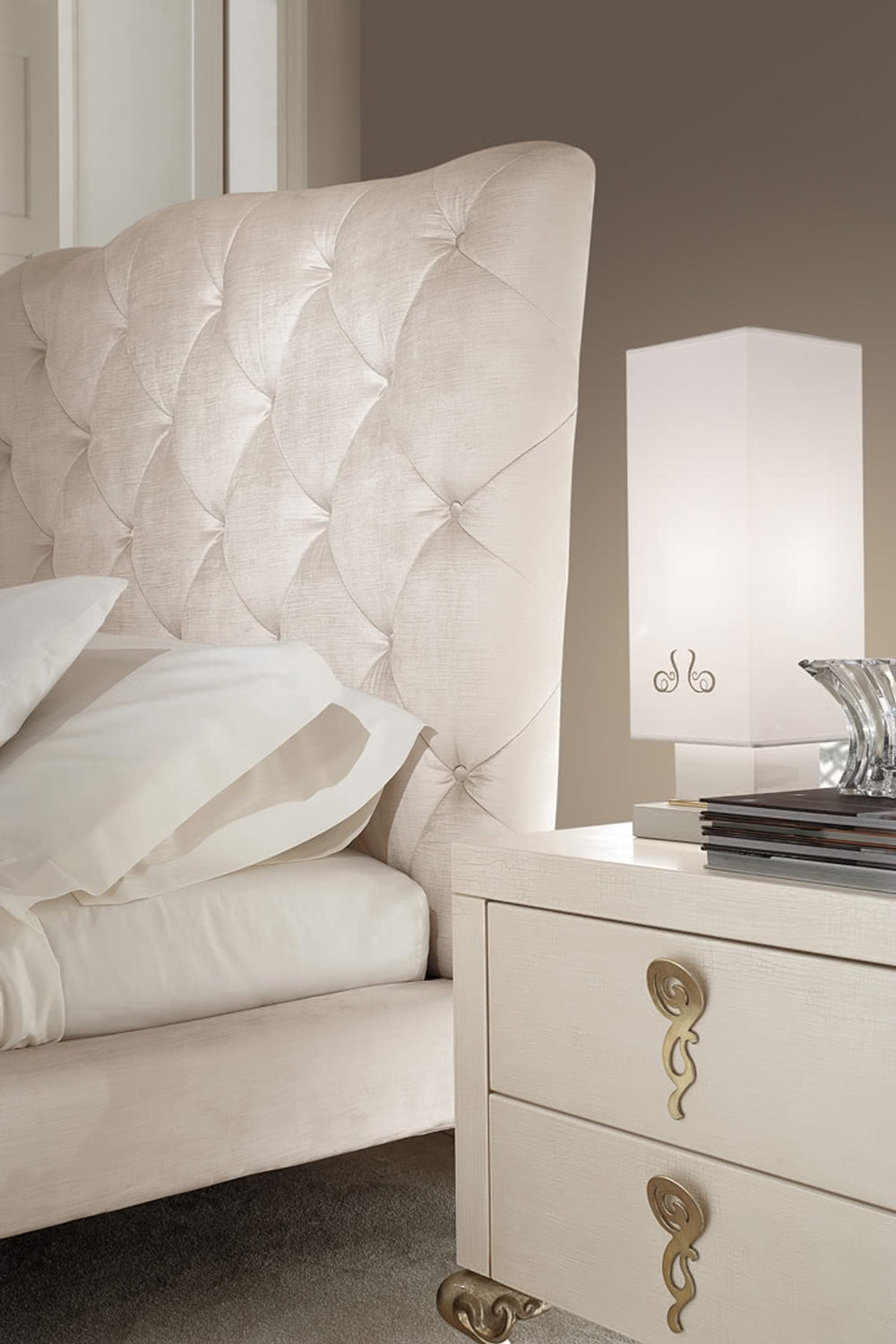 George Alto Bed — view 3