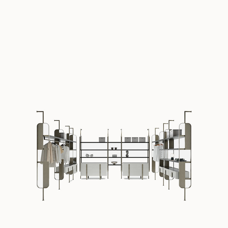 Giselle Walk-in-closet — front view