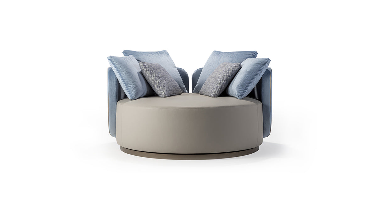 Hug Armchair by Reflex Angelo