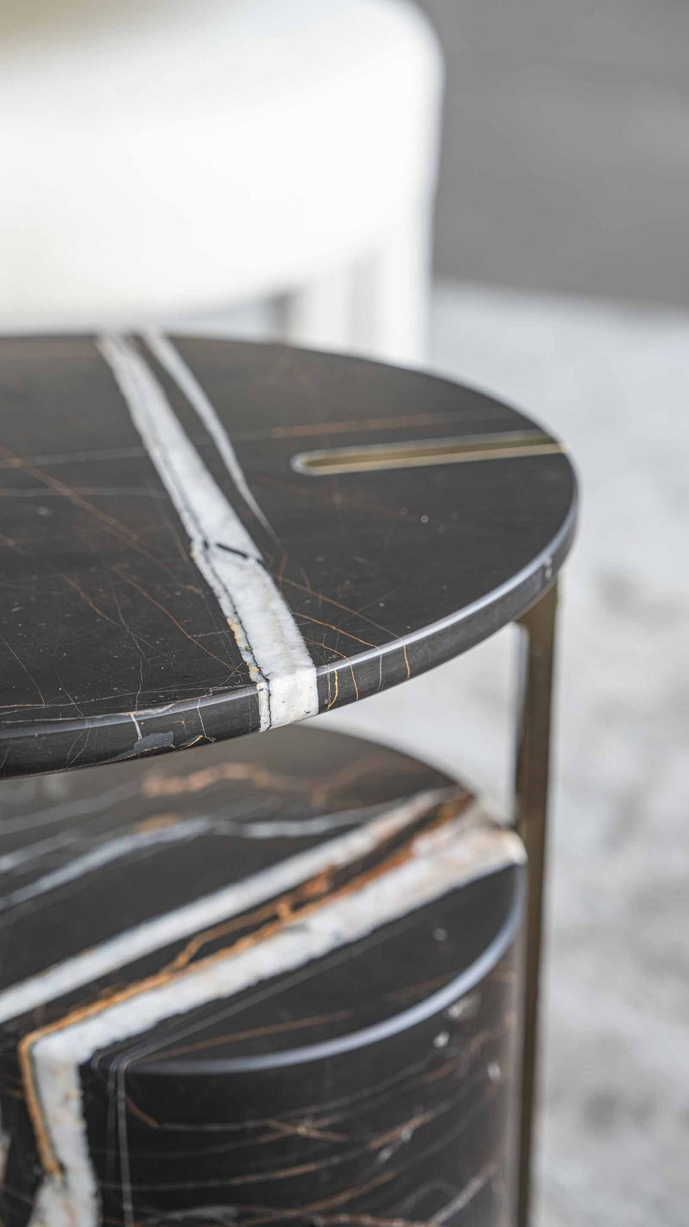 Hugo-m Dining Table — view 11
