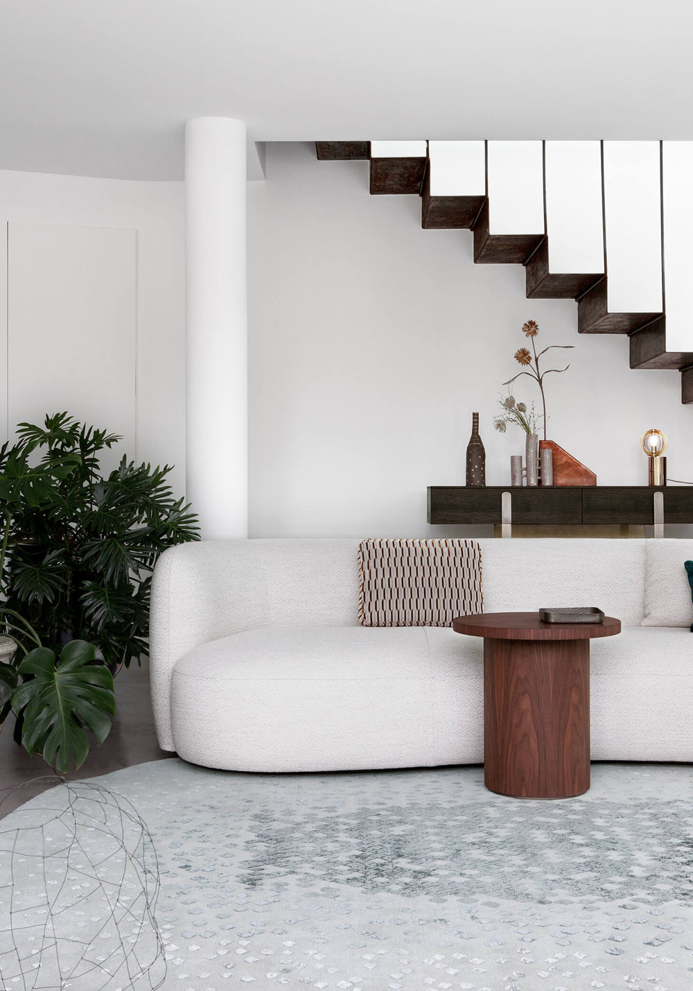Icaro Dining Table — view 3