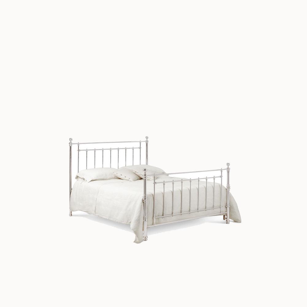 Inglese Bed — front view