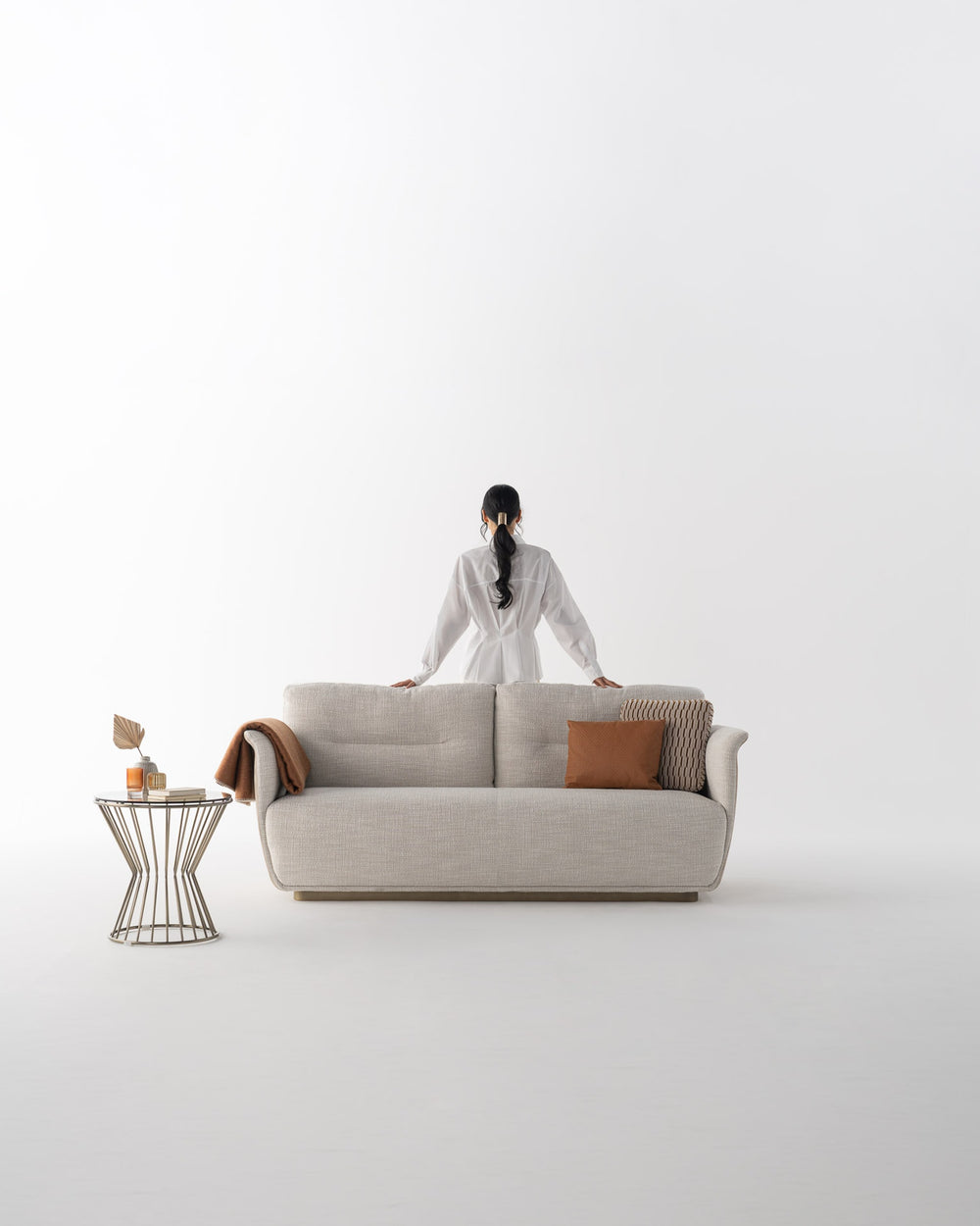 Khero Dining Table — view 3