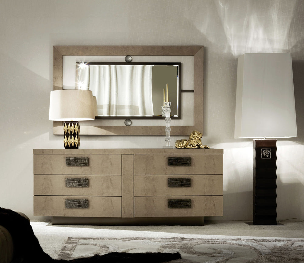 Lifetime Dresser — view 3