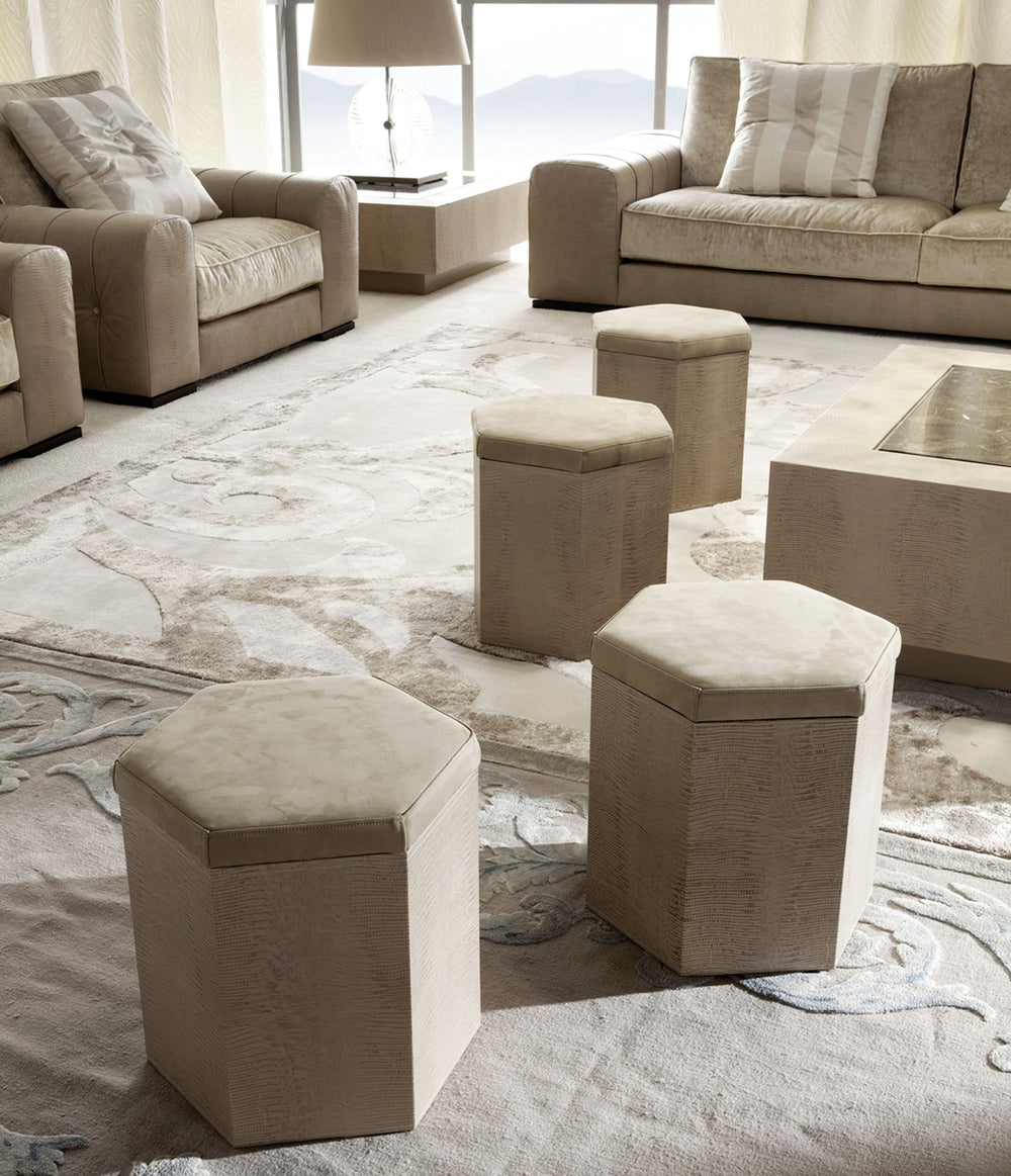 Lifetime Ottoman For Vanity bureau — vue 2