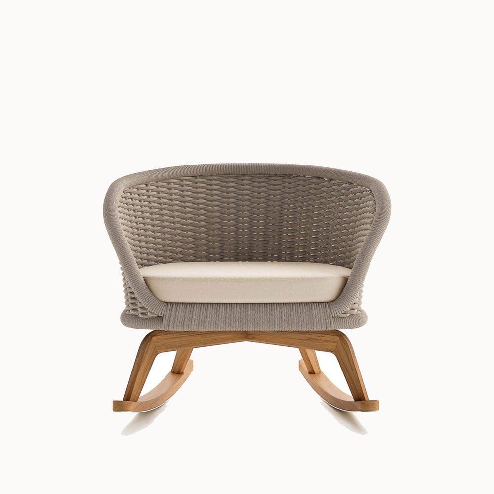 Ludo .L6 Armchair — front view
