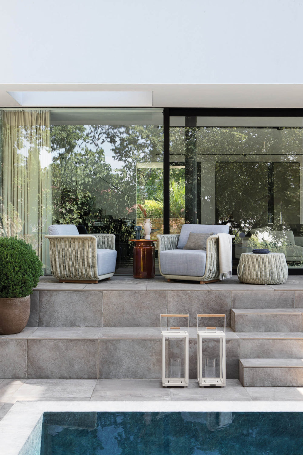 Ludo Service Coffee Table — view 5