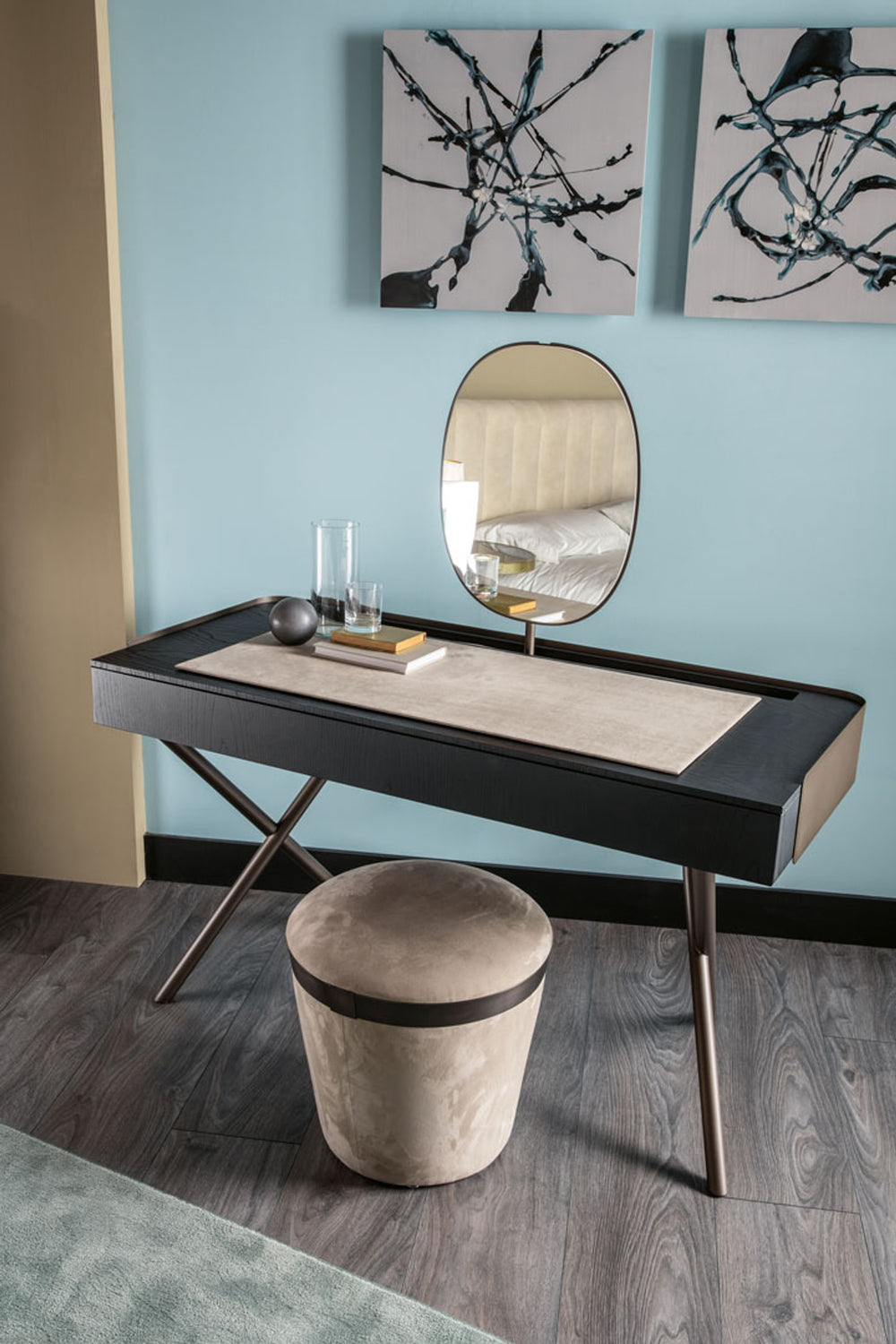 Luis Furniture — view 5