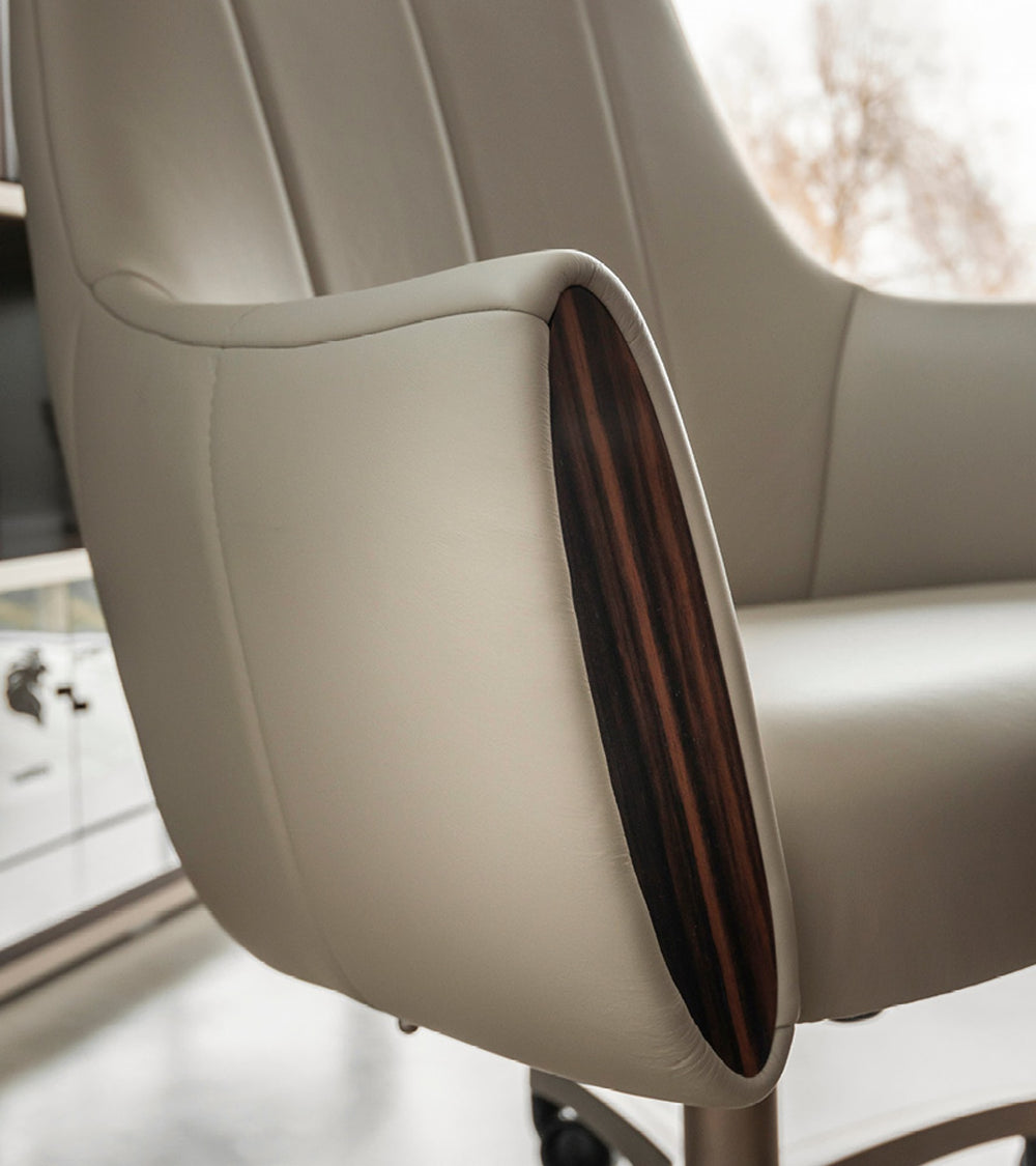 Luxor Presidential Office Chair — view 3